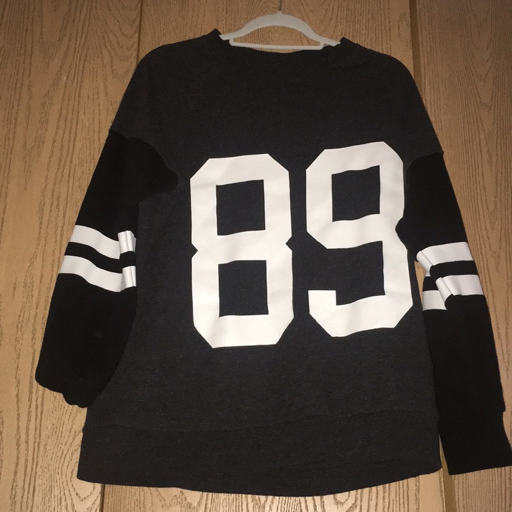 Darkish Grey University-styled Sweater